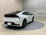 全車1年間の走行距離無制限のロングラン保証付きです。また、さらに安心をお求めの方には1年〜2年の保証延長ができる「ロングラン&alpha;保証」(有償)もお選びいただけます。