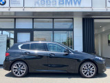 【BMWの伝統-3】BMWのお車は、&ldquo;駆け抜ける歓び&rdquo;を体現しております。走行の安定性とコーナリングの良さを追求し、思い通りにハンドルの操作可能です。