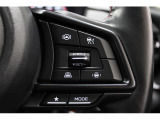 全車速域追従クルーズコントロールのほか、車両のキャラクターを変更できる「ドライブモードセレクト」のスイッチをステアリング右側に装備。