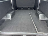 広々した荷室