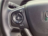 【ステリモ】ステアリングリモコンスイッチにてオーディオ操作可能となっており、運転にも集中できます。少しでも視線移動を減らし事故に遭う確率を下げます。