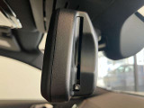 ルームミラー内蔵ETC車載器(自動防眩付)後続からの光が一定以上になると自動で眩しさを緩和します。