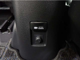 非常時やキャンプなどに役立つAC100Vコンセント付きです。