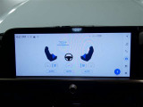 運転席・助手席は、ヒーター&ベンチレーション付シートです。暑い時期も寒い冬も快適に過ごせるうれしい装備です。