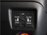 ◆両側電動スライドドア◆狭い駐車場でも乗り降りが楽々♪お子様が隣の車にドアを当ててしまう心配もございません!小さなお子様連れの方もこれで安心。