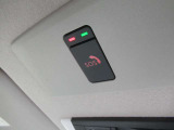 SOSコール搭載車です。スイッチによる任意起動とエアバッグが作動による自動起動で、緊急通報が可能です。(別途、有料申し込み)