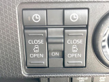 【両側パワースライドドア】スマートキーや運転席のスイッチで後席両側スライドドアの開閉が可能♪電動だから力を入れてドアを開ける必要が無く、小さなお子様でも簡単に開け閉めでき快適です♪
