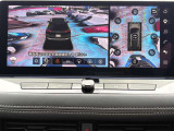 ディスプレイからのカメラ視点を変更することで、状況に合わせて運転席からの死角もカバーできます♪