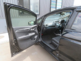 ◎外装のお手入れが楽々な【ガラスボディーコーティング】や、雨や雪の日も安心な【フロントガラスコーティング】、北海道の必需品!【下回り錆止め塗装】なども各種ご用意しております◎
