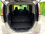 普段のお買い物や通勤、送迎等に十分な荷室スペースを確保しております。セカンドシートを倒すと、大きな荷物の積載も可能です♪