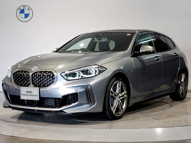 1シリーズ M135i xドライブ 4WD