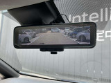【スマートルームミラー】広角レンズで視界が広く、また定員乗車時や大きな荷物があっても後方視界が確保できます。