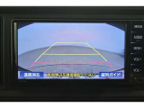 バックガイドモニターで、後方を確認しながら安心して駐車することができます。運転初心者も熟練者も必須の機能ですよ!