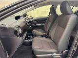トヨタ中古車「まるごとクリーニング」施工済。外装はもちろん内装はシートを外して見えない所まで徹底洗浄しています。