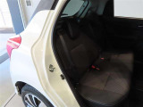 ゆとりある広々とした車内空間は、ドライブを始め買い物やレジャーなど、幅広く活躍します。一人でもみんなとでもお出かけを楽しみましょう!