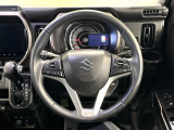 【純正革巻きステアリング】上質な革を使用することで、手にしっかり馴染みとても運転しやすいハンドルです♪