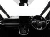 見通しのよいすっきりとした視界で、運転もしやすいです。