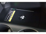 ワイヤレス充電搭載!対応した機器を置くだけで充電することが可能です!