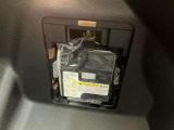 【パンク修理キット剤】こちらのお車にはパンク修理キット剤ついております♪