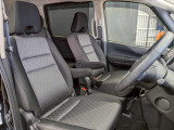 運転席の広さ、視界の見やすさ運転のしやすさを実際に体感してみて下さい!