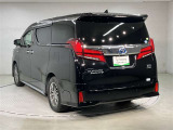 お車の在庫状況や車両状態等のお問い合わせは直通ダイヤル045-751-1313までお願い致します♪店舗情報  横浜市磯子区東町14★JR根岸駅から徒歩3分♪雨の日も雨に濡れない場所ございます★