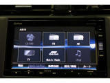 ホンダ純正ナビなのでダッシュボードにスッキリと収まっています。土地勘の無い所でも迷わず安心ですね!AVも色いろ視聴出来るのでドライブも楽しくなります!