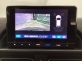 バックモニター付きで車庫入れもラクラク♪