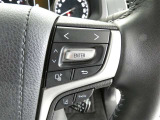 ステアリングスイッチで車両情報を切り替えて必要な必要な情報を確認したりできます。