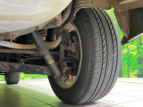 お車を安心してお乗りいただく為には、足回りの定期点検が欠かせません。サービスサポート(有償保証)では無料点検もご提供しており、安心のカーライフをお過ごしいただけるサポート体制が整っています。
