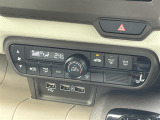 【 オートエアコン 】車内温度を感知して自動で温度調整をしてくれるのでいつでも快適な車内空間を創り上げます!//