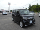 新車ディーラーの中古車コーナーです。保証・整備料金は車両価格に含まれております。諸費用まで入った支払総額は魅力的な価格になっていると思います。