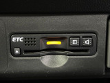 【ETC】高速道路の料金所をストレスなく通過!話題のスポットやサービスエリアに多い「スマートIC」利用時は必須のアイテムです。当店でセットアップを実施、ご納車当日からすぐにご利用いただけます!