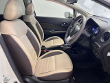 【運転席シート】ゆったりと広々した空間です。ストレスなく運転ができますよ!