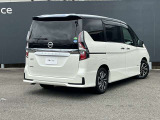 セレナ 2.0 ハイウェイスターV 