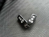 スマートキーになります。ドアの施錠が楽々です。