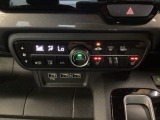 運転席・助手席とそれぞれシートヒーターがついてます。寒い冬には嬉しい機能です!