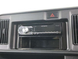 CD・AUX端子・USB端子付きのAM・FMステレオです。お持ちのスマートフォンやミュージックプレイヤーをつなげる事が出来ます!