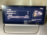 後方左右の死角に入ってしまった車両をセンサーが感知しドライバーにお知らせしてくれるブラインドスポットモニタリングシステム。高速の合流などでも安心できます。