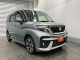 専用フロントグリル&バンパーがスタイリッシュなデザイン