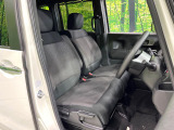 運転席シート廻りは使用感も少なく、良好な状態となっています。丁寧に使われていたことがよくわかりますね。