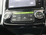 いつも快適な室内温度に保ってくれる、【オートエアコン】付です!温度設定をするだけであとはエアコンコンピューターが、風量や吹き出し口の温度を自動設定♪