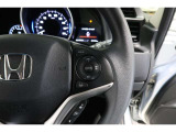 Hondaセンシングの機能のひとつ、アダプティブクルーズコントロール付!アクセルから足を離しても設定したスピードと前車との車間を保ち走行してくれます!車線維持もアシスト☆高速道路で疲労軽減ですね☆