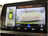バックガイドモニターで、後方を確認しながら安心して駐車することができます。運転初心者も熟練者も必須の機能ですよ!