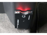 高速道路走行の料金所をノンストップで通過できるETCを装備!※ ETCカードのお申し込みも当社にお任せ下さい!