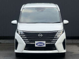 セレナ 2.0 ハイウェイスターV 純正12.3型ナビ 全周囲モニター