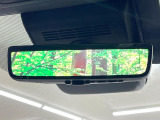 【デジタルインナーミラー】後席の大きな荷物や同乗者で後方が確認しづらい時でも安心!カメラが撮影した車両後方の映像をルームミラー内に表示。クリアな視界で状況の確認が可能です!