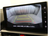 バックガイドモニターで、後方を確認しながら安心して駐車することができます。運転初心者も熟練者も必須の機能ですよ!