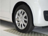 認定中古車では、厳しいHonda認定基準をクリアした厳選されたHonda認定中古車のみ、取り扱っております。「ご購入前の安心」「納車後の信頼」を車両と一緒に提供しております。
