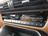 ステアリングヒーター・運転席&助手席&2列目シートヒーター・運転席&助手席&2列目ベンチレーション・フルオートエアコン!