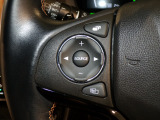 【ステアリングリモコン】ステアリングにオーディオ調節可能なスイッチが装備されていますので運転中でも視線をそらさずにオーディオの調節が可能です!